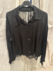Camicia in raso di viscosa con dietro con pizzo